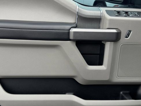 Used 2021 Ford F450 XLT w/ XLT Premium Package image 15