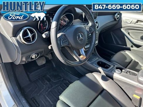 Used 2020 Mercedes-Benz GLA 250 4MATIC image 20