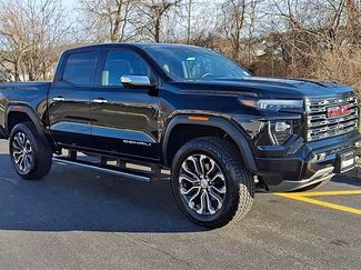 Certified 2024 GMC Canyon Denali video 2