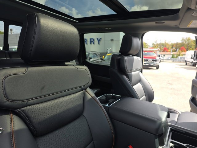 New 2027 Ford F350 Lariat w/ Lariat Ultimate Package AWD/4WD image 33