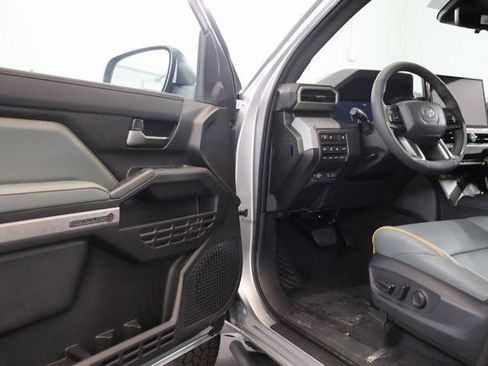 New 2026 Toyota Tacoma 4x4 Double Cab Hybrid image 9