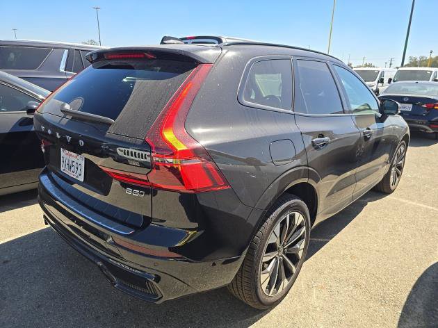 Used 2026 Volvo XC60 B5 Plus AWD/4WD image 2