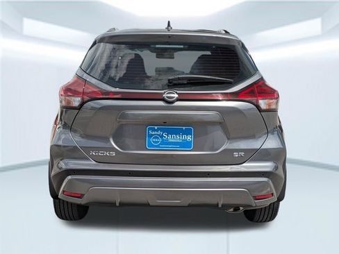 Used 2023 Nissan Kicks SR w/ SR Premium Package FWD image 5