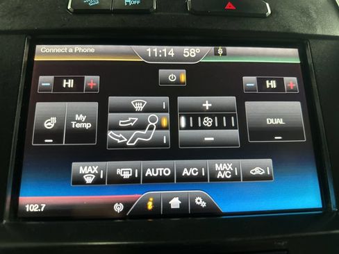 Used 2015 Ford F150 Lariat w/ Equipment Group 502A Luxury AWD/4WD image 29