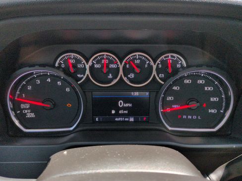 Used 2021 Chevrolet Silverado 1500 LT w/ Z71 Off-Road Package AWD/4WD image 25