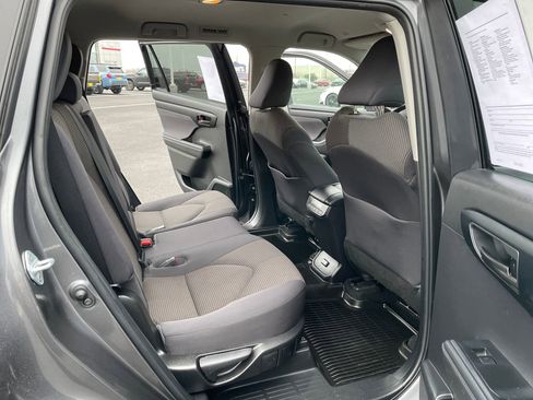 Certified 2023 Toyota Highlander L image 17