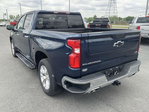 Used 2021 Chevrolet Silverado 1500 LTZ w/ LTZ Premium Package AWD/4WD image 8