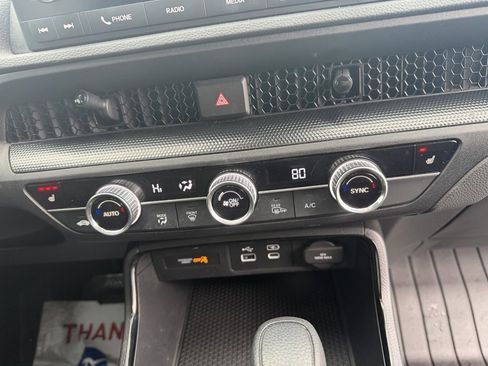 Used 2024 Honda CR-V EX image 16