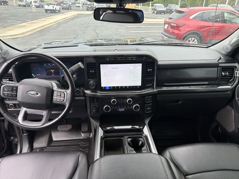 Used 2023 Ford F250 Lariat w/ Lariat Ultimate Package AWD/4WD image 34