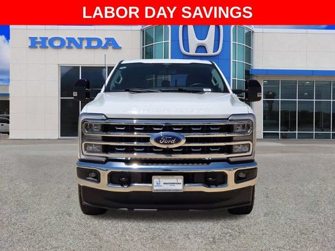 Used 2024 Ford F250 Lariat AWD/4WD image 8