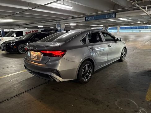 Used 2024 Kia Forte LXS w/ LXS Technology Package FWD image 3
