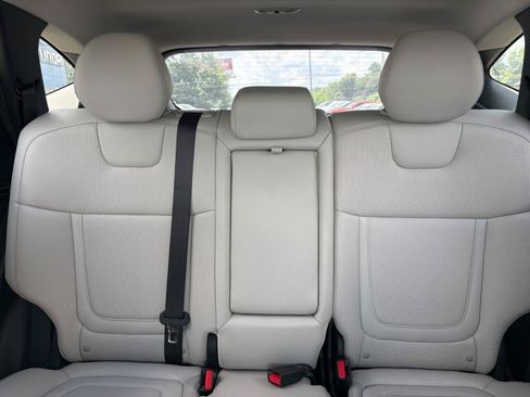 Used 2023 Hyundai Tucson Limited w/ Cargo Package FWD image 16
