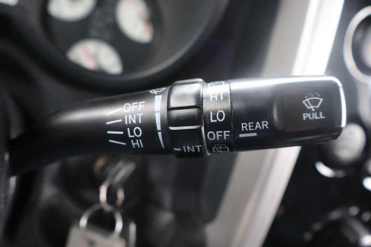 Used 2007 Toyota FJ Cruiser 4WD image 30