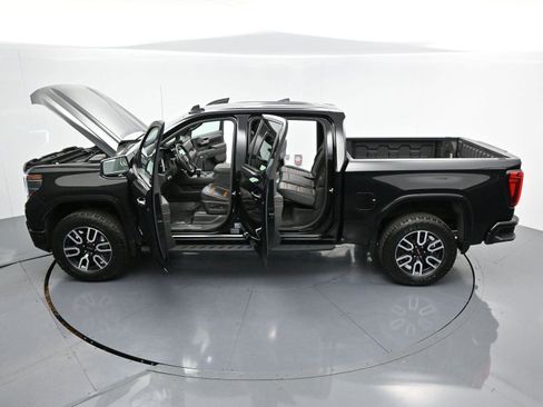 Used 2024 GMC Sierra 1500 AT4 w/ Technology Package image 40