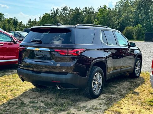 Used 2022 Chevrolet Traverse LT FWD image 6