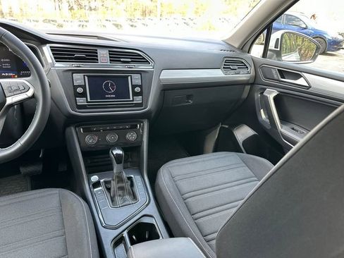 Certified 2024 Volkswagen Tiguan S image 15