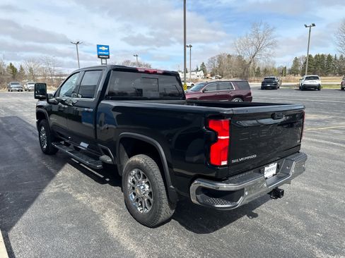 New 2026 Chevrolet Silverado 2500 LTZ w/ LTZ Plus Package AWD/4WD image 8