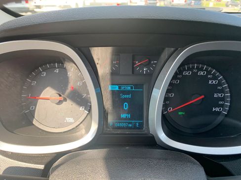 Used 2017 Chevrolet Equinox LS AWD/4WD image 11