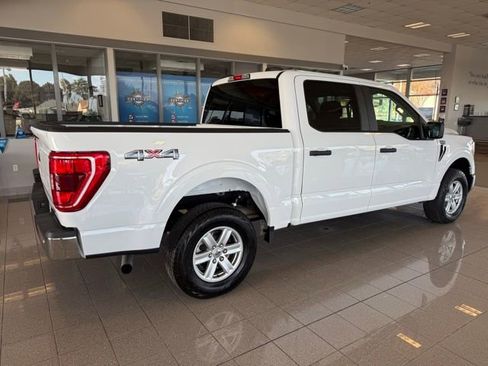 Used 2021 Ford F150 XLT image 3