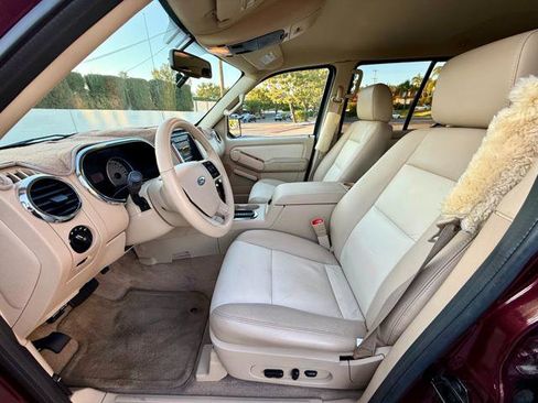 Used 2006 Ford Explorer Eddie Bauer image 15