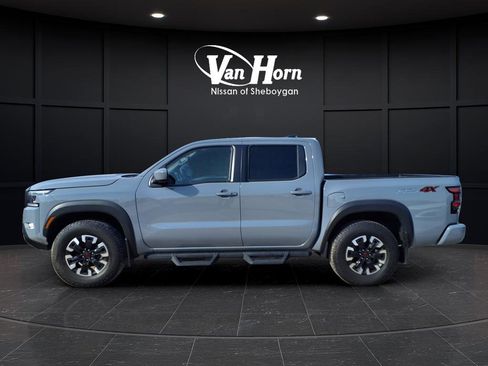 Used 2024 Nissan Frontier PRO-4X w/ Off-Road Protection Package image 7