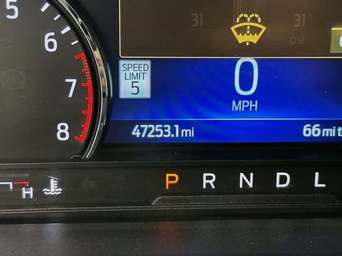 Certified 2022 Ford Explorer ST-Line w/ Class IV Trailer Tow Package image 20