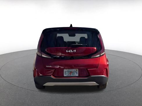 Used 2025 Kia Soul LX w/ LX Technology Package image 11
