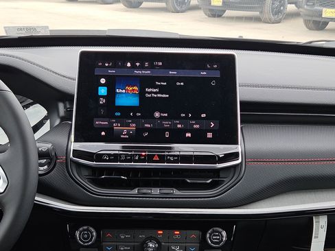 New 2026 Jeep Compass Trailhawk image 16