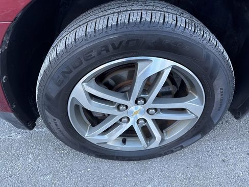 Used 2016 Chevrolet Equinox LTZ w/ Enhanced Convenience Package image 10