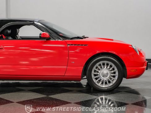 Used 2004 Ford Thunderbird RWD image 34