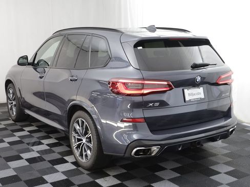 Used 2019 BMW X5 xDrive50i w/ M Sport Package AWD/4WD image 17