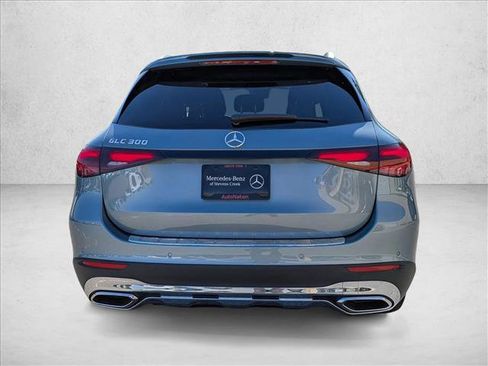 Used 2026 Mercedes-Benz GLC 300 image 7