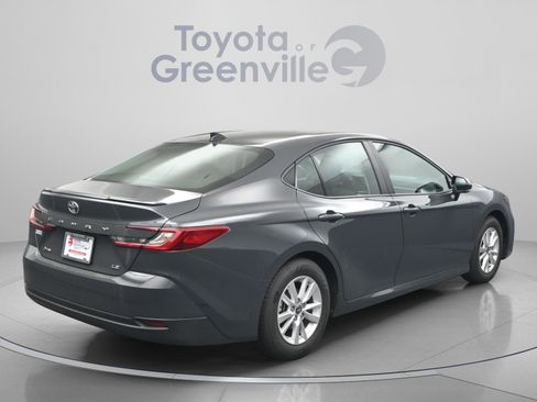 Used 2025 Toyota Camry LE FWD image 13