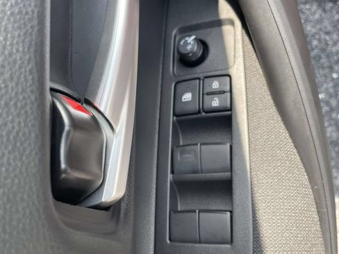 Used 2026 Toyota Corolla SE FWD image 16