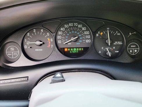 Used 2001 Buick Regal LS w/ Premium Pkg FWD image 38