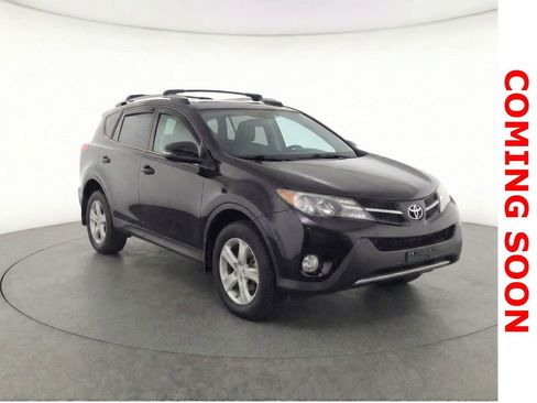 Used 2013 Toyota RAV4 XLE image 3