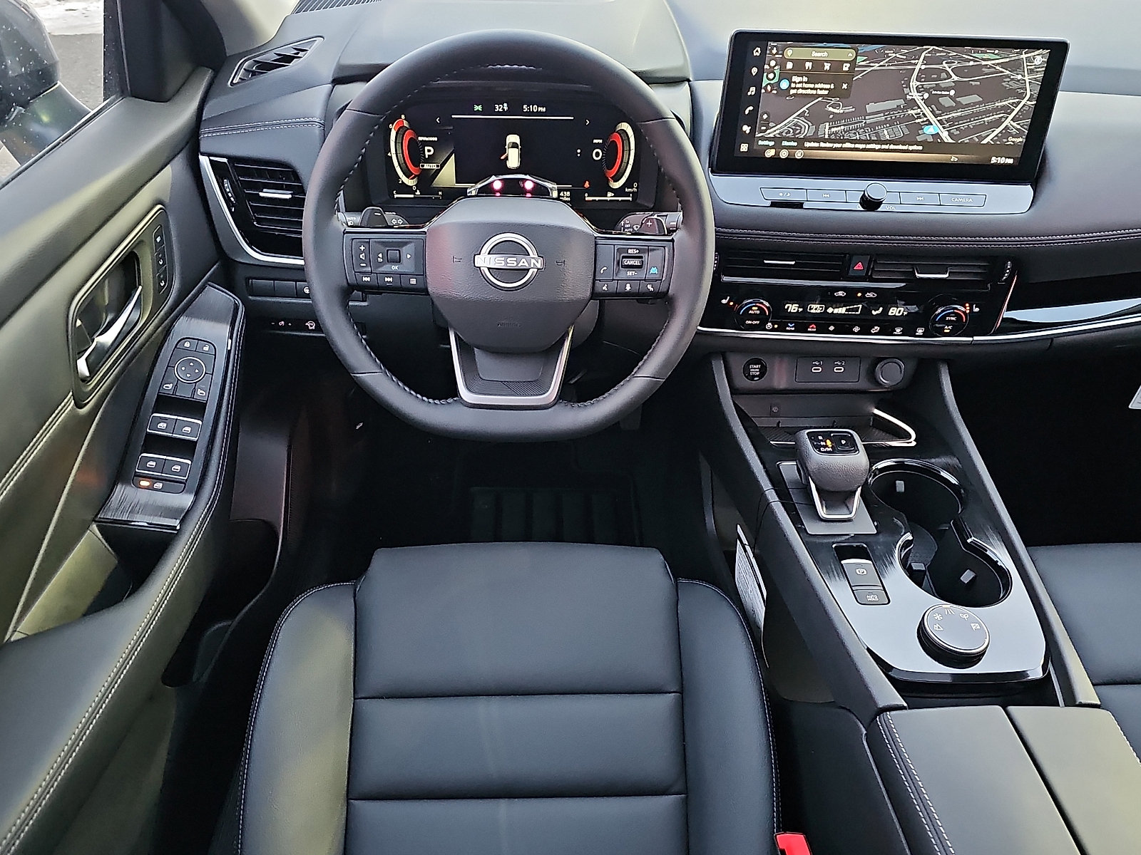 Certified 2025 Nissan Rogue SL w/ Tech Package AWD/4WD image 13