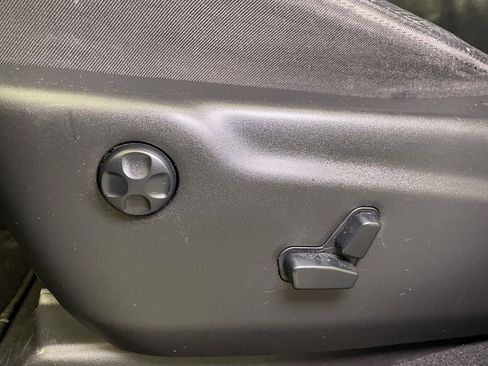 Used 2020 Jeep Grand Cherokee Limited w/ Premium Lighting Group image 17