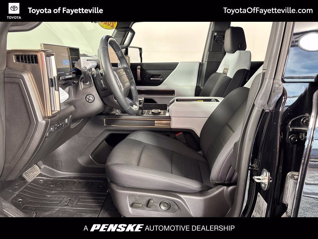 Used 2025 GMC Hummer EV 2X w/ LPO, Dark Essentials Package AWD/4WD image 27