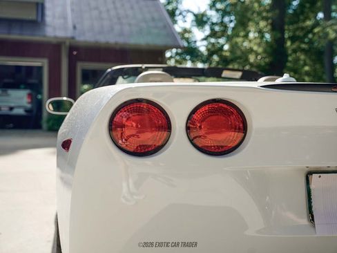 Used 2005 Chevrolet Corvette Convertible w/ Preferred Equipment Group RWD image 65
