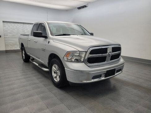 Used 2015 RAM 1500 Classic SLT AWD/4WD image 13