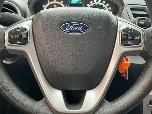 Used 2017 Ford Fiesta SE image 10