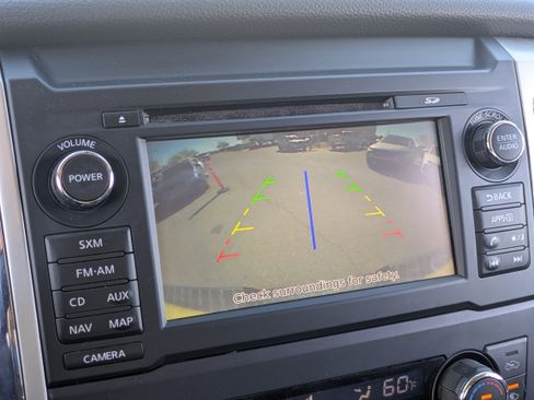 Used 2017 Nissan Titan PRO-4X w/ Pro-4x Convenience Package image 22