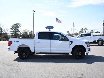 New 2026 Ford F150 XLT w/ XLT Black Appearance Package