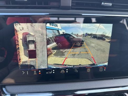 New 2026 GMC Sierra 2500 AT4 w/ AT4 Premium Plus Package AWD/4WD image 36