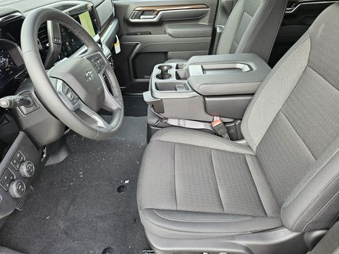 New 2026 Chevrolet Silverado 2500 LT w/ Trail Boss Package AWD/4WD image 9