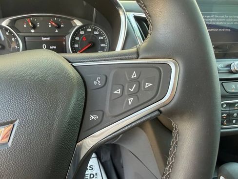 Used 2024 Chevrolet Equinox LT AWD/4WD image 26