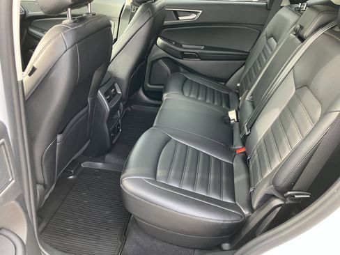 Used 2024 Ford Edge SEL w/ Convenience Package image 14