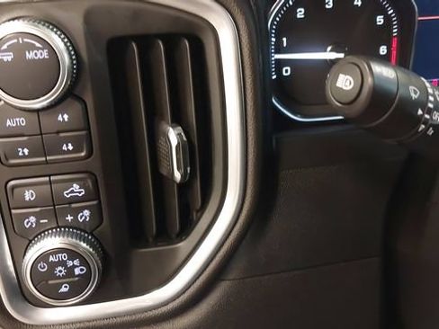 Used 2022 GMC Sierra 2500 Denali AWD/4WD image 27