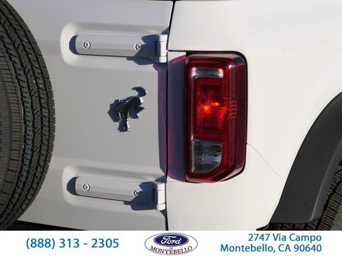 New 2025 Ford Bronco 4-Door image 5